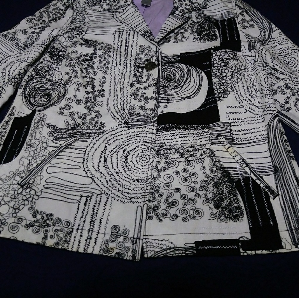 Chico's jacket 100% Cotton. Lined. Size 0